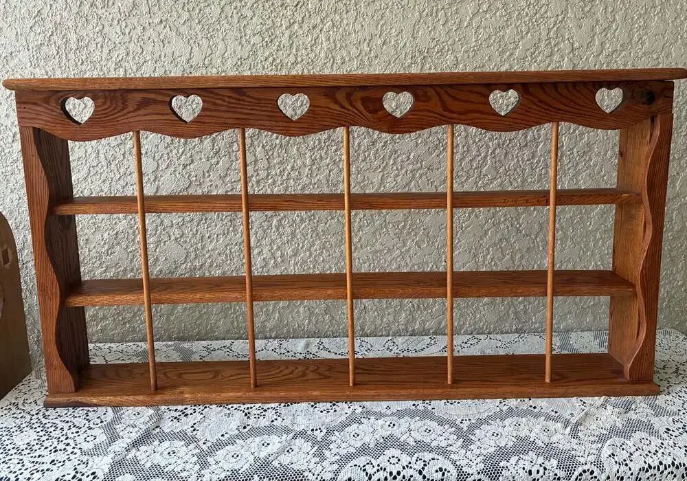 VTG Wood Heart Cut Out Wall Hanging 3 Tier 18 Tea Cup Saucer/ Trinket Display
